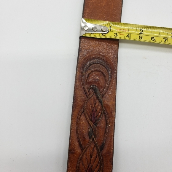 Vintage Artisan handmade belt women 30 brown embossed tooled vine leaf pattern - Picture 8 of 15